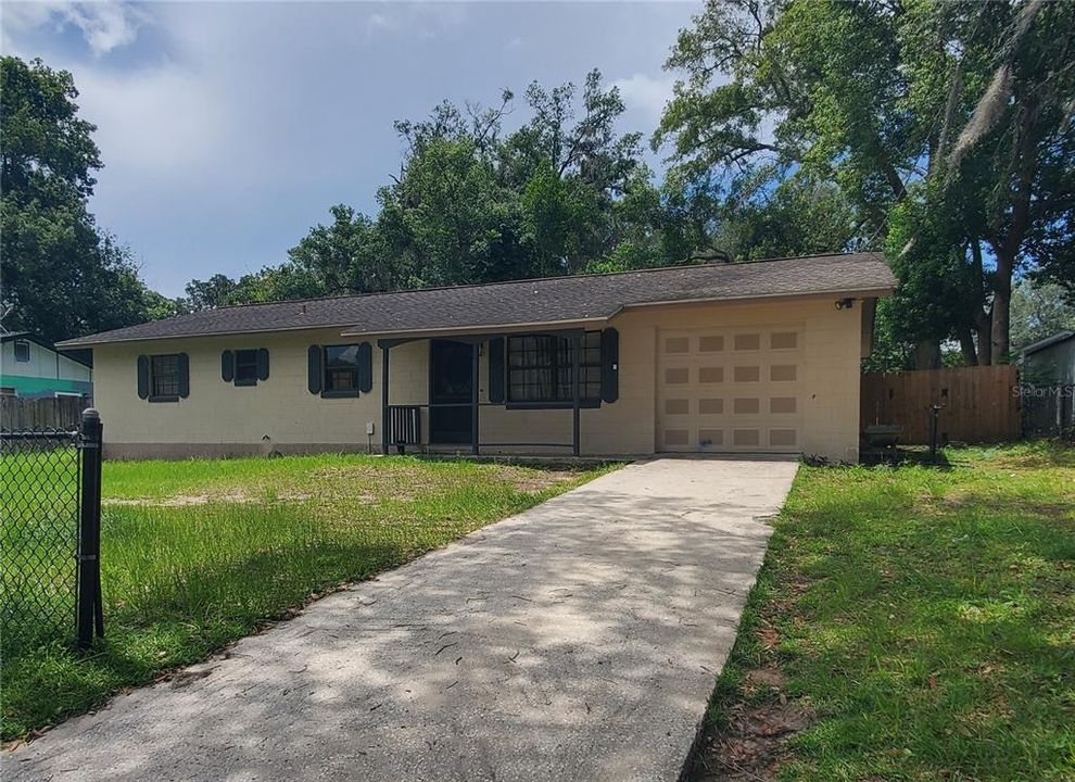 For Rent: $1,965 (3 beds, 2 baths, 1106 Square Feet)