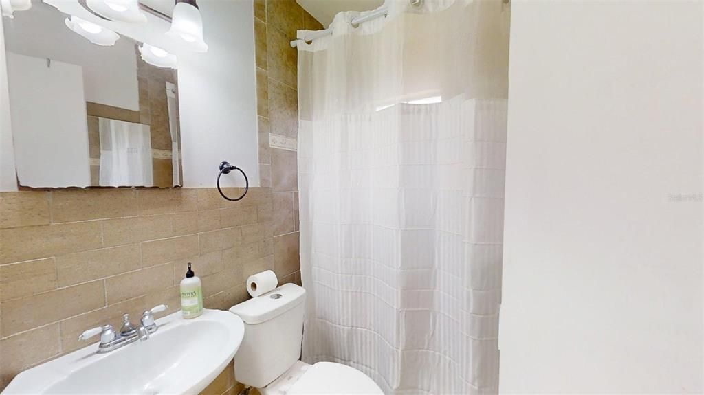 For Rent: $1,965 (3 beds, 2 baths, 1106 Square Feet)