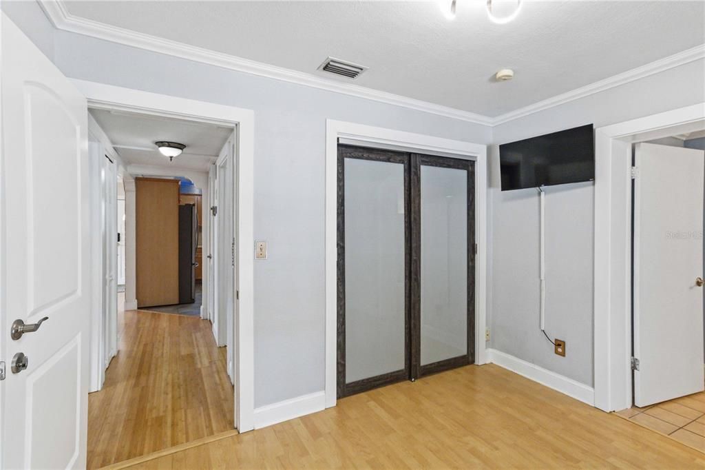 For Rent: $3,600 (2 beds, 2 baths, 960 Square Feet)