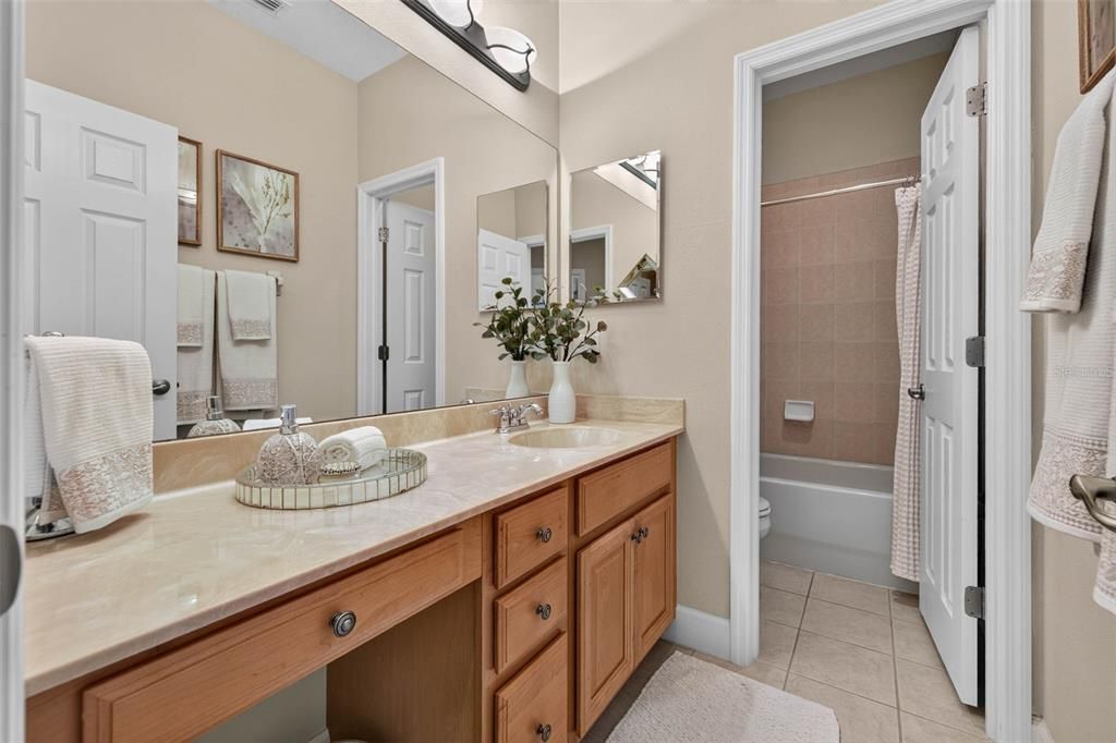 For Sale: $520,000 (3 beds, 2 baths, 2090 Square Feet)