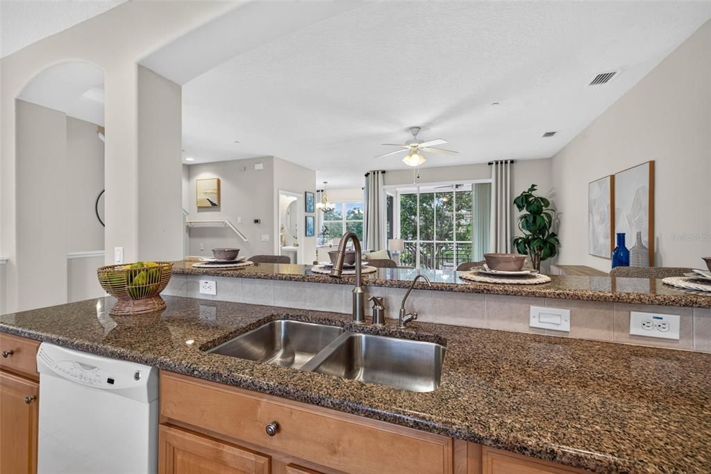 For Sale: $520,000 (3 beds, 2 baths, 2090 Square Feet)