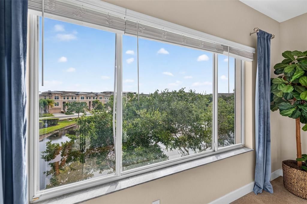For Sale: $520,000 (3 beds, 2 baths, 2090 Square Feet)