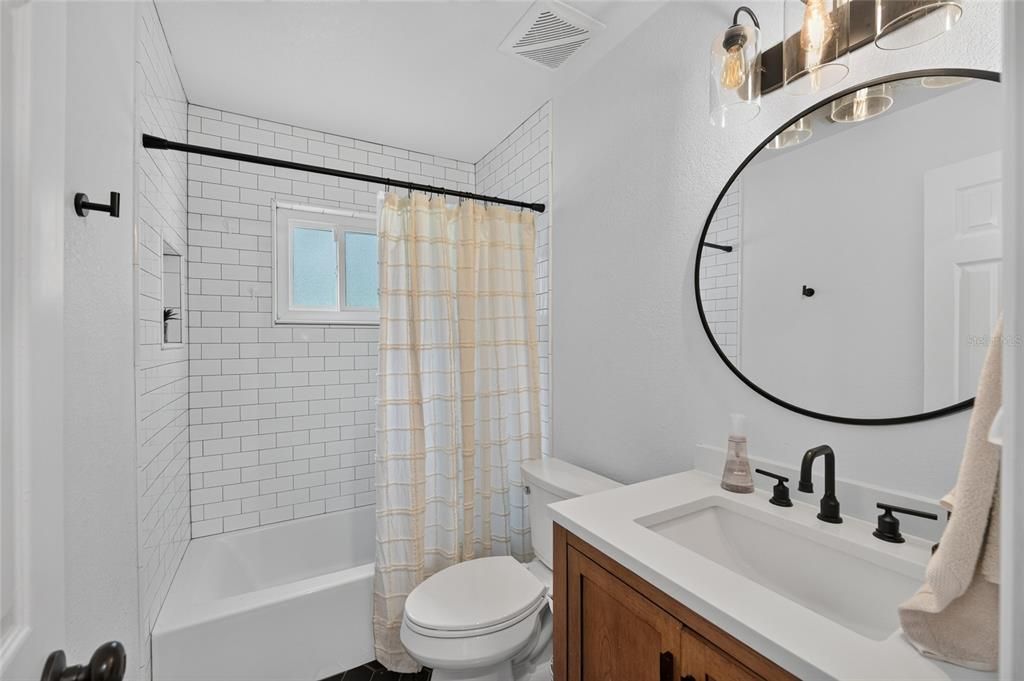For Sale: $445,750 (3 beds, 2 baths, 1701 Square Feet)