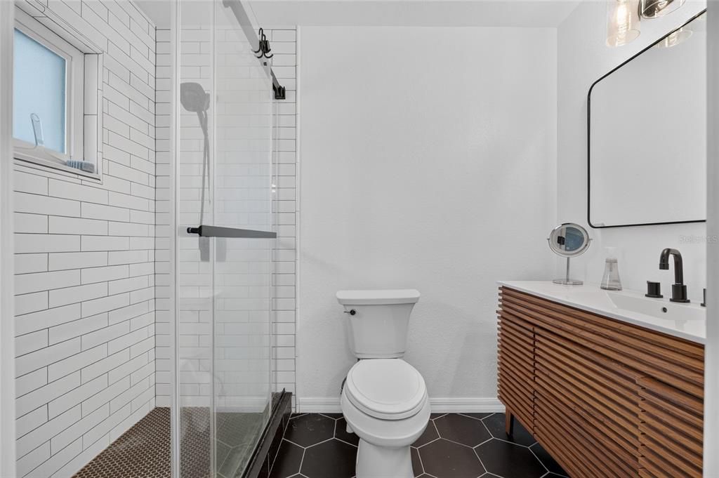 For Sale: $445,750 (3 beds, 2 baths, 1701 Square Feet)