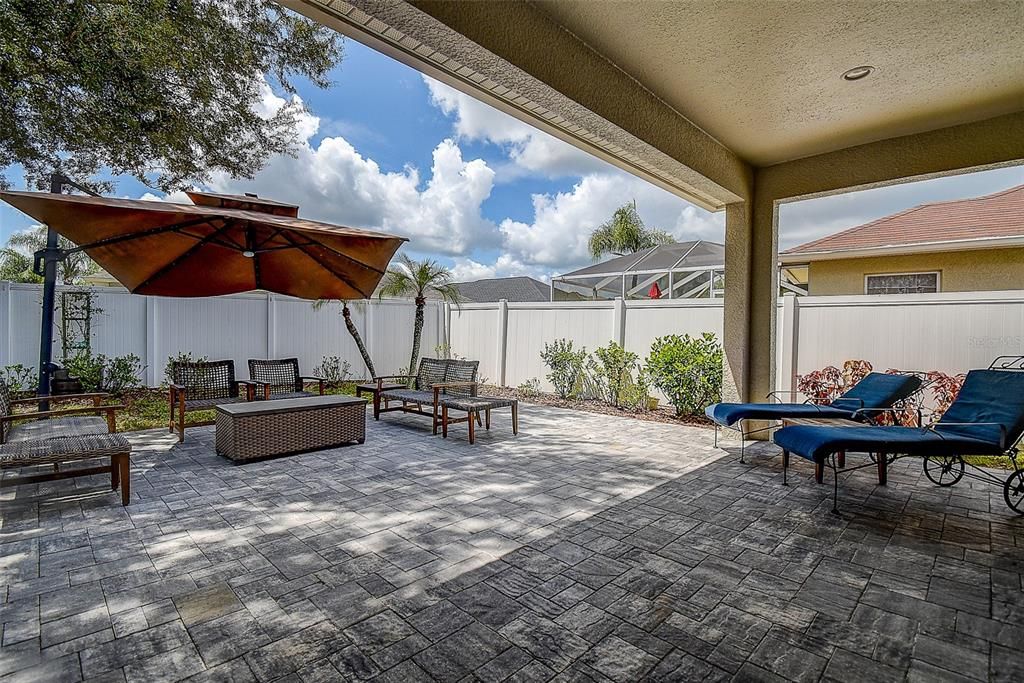 En Venta: $459,000 (3 camas, 2 baños, 1968 Pies cuadrados)