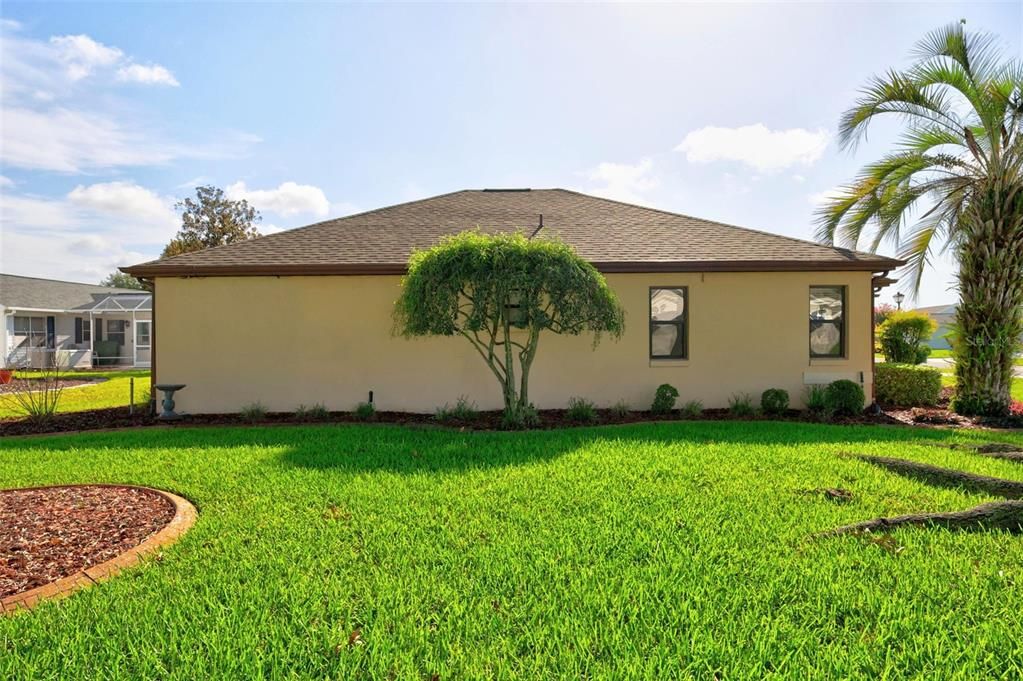 For Sale: $325,000 (3 beds, 2 baths, 1565 Square Feet)