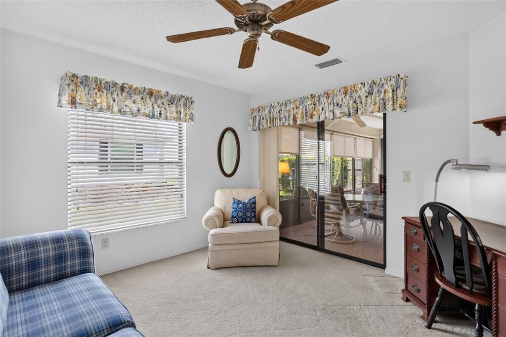 For Sale: $325,000 (3 beds, 2 baths, 1565 Square Feet)