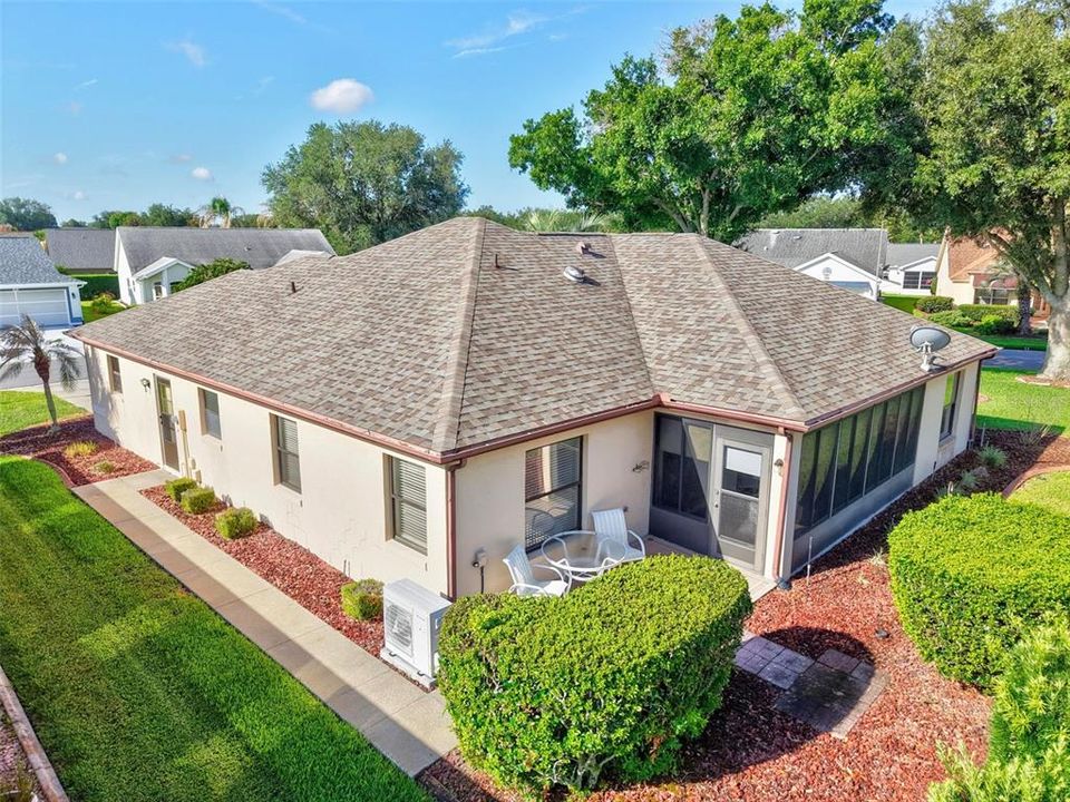 For Sale: $325,000 (3 beds, 2 baths, 1565 Square Feet)