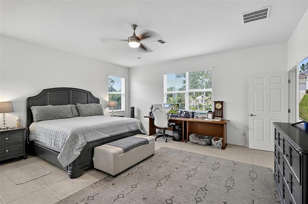 For Sale: $515,000 (3 beds, 2 baths, 2709 Square Feet)