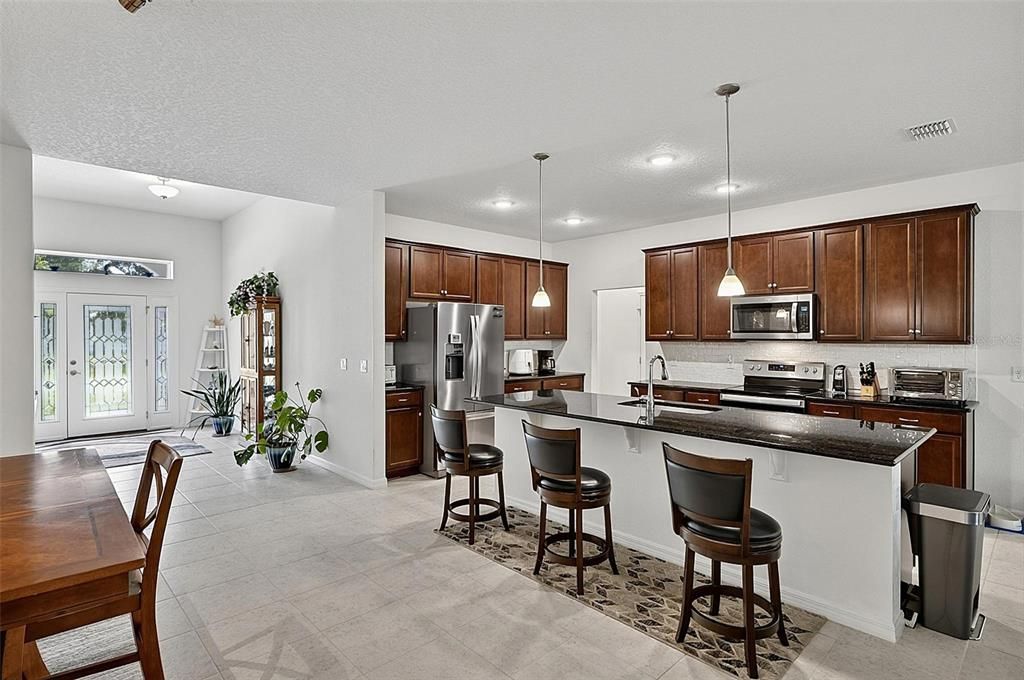 For Sale: $515,000 (3 beds, 2 baths, 2709 Square Feet)
