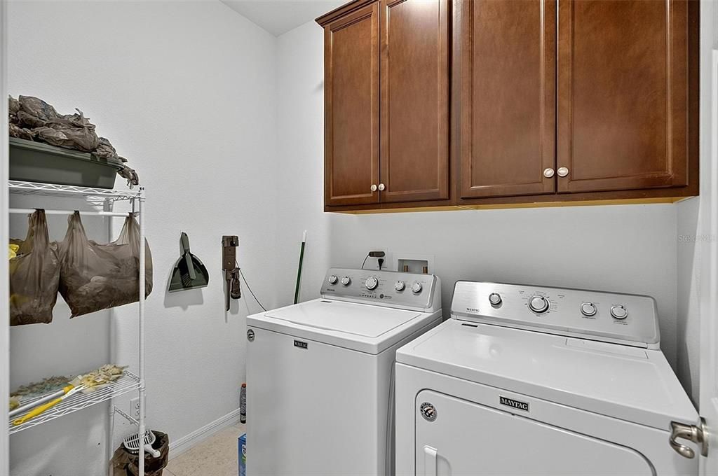 For Sale: $515,000 (3 beds, 2 baths, 2709 Square Feet)
