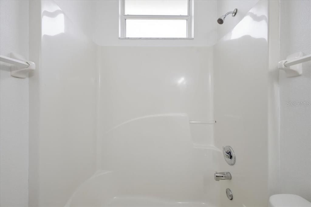 На продажу: $359,900 (3 спален, 2 ванн, 1460 Квадратных фут)