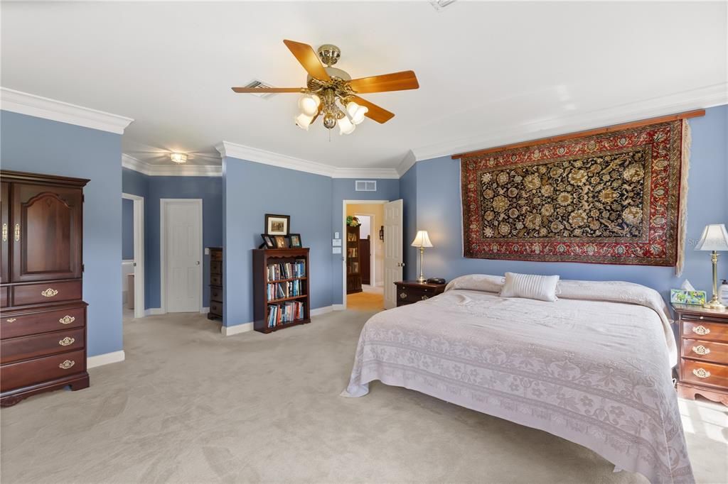 For Sale: $4,200,000 (5 beds, 3 baths, 4201 Square Feet)