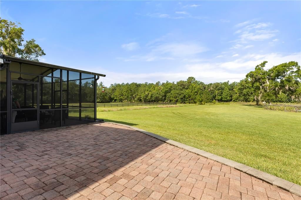 For Sale: $4,200,000 (5 beds, 3 baths, 4201 Square Feet)