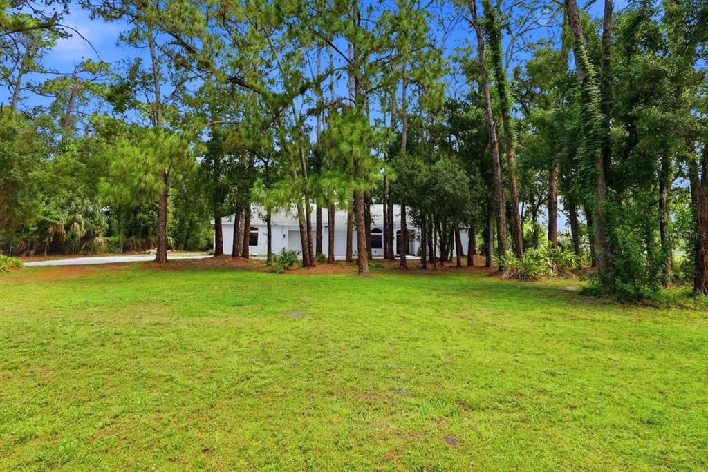 For Sale: $1,395,000 (4 beds, 3 baths, 2700 Square Feet)