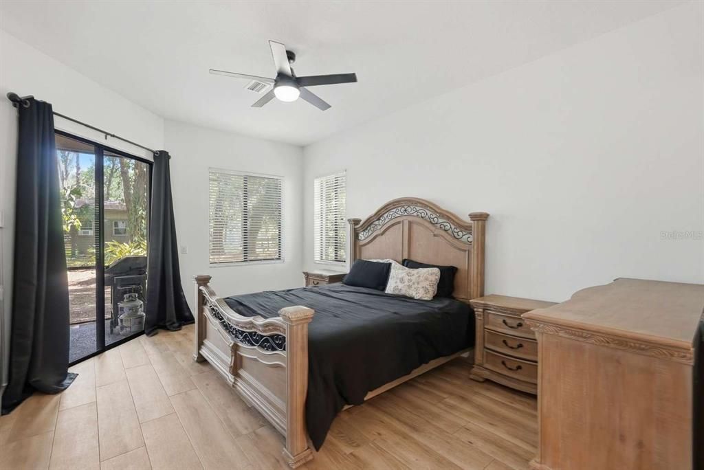For Sale: $1,395,000 (4 beds, 3 baths, 2700 Square Feet)