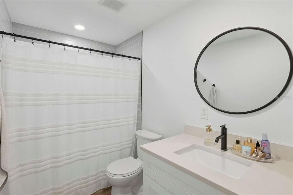 For Sale: $1,395,000 (4 beds, 3 baths, 2700 Square Feet)