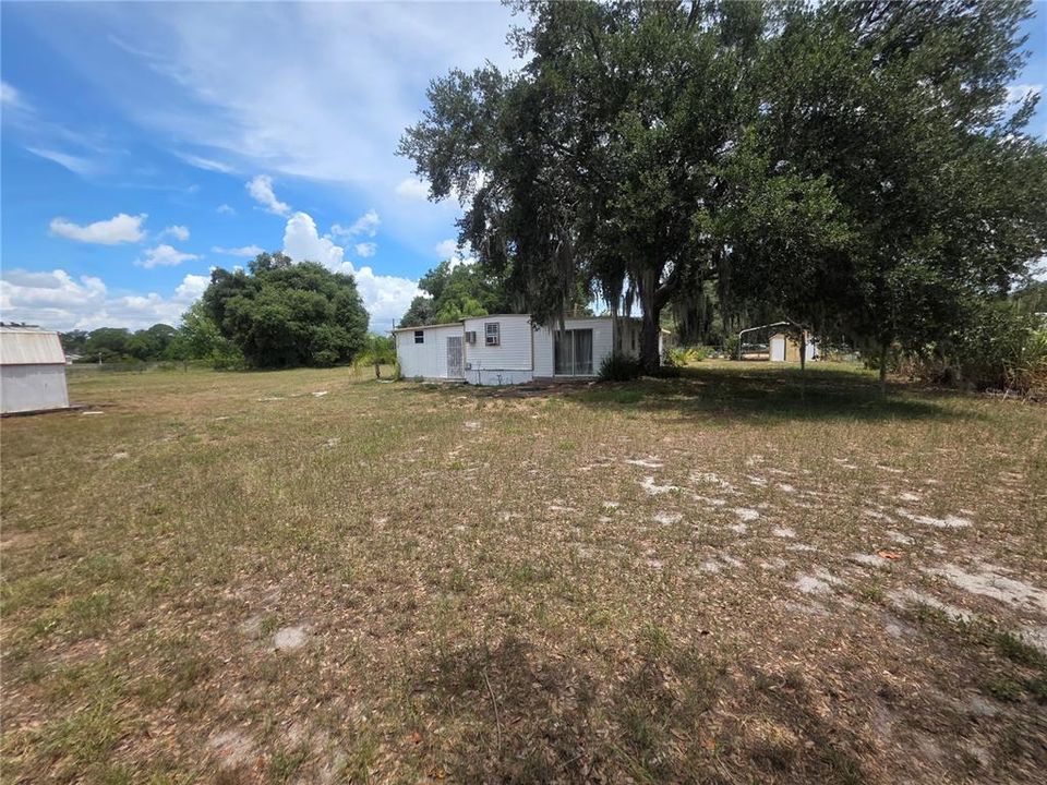 For Sale: $125,000 (2 beds, 2 baths, 1467 Square Feet)