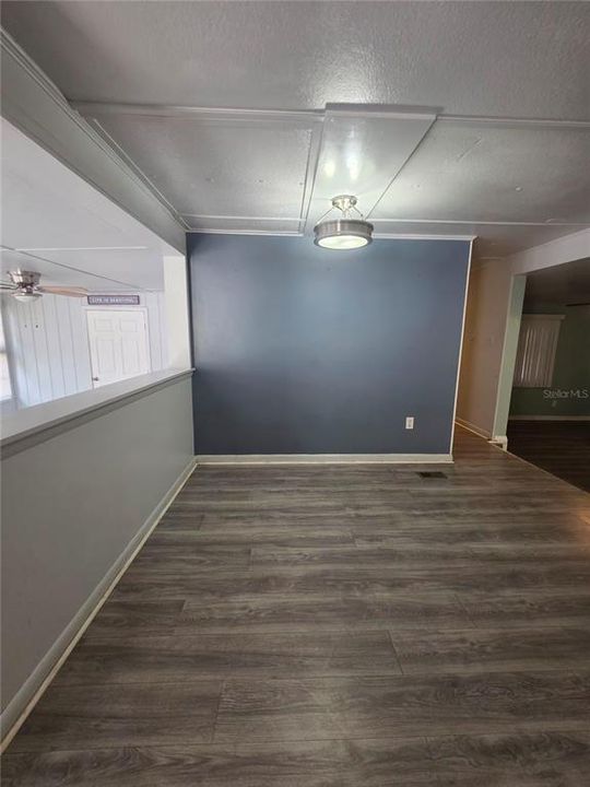 For Sale: $125,000 (2 beds, 2 baths, 1467 Square Feet)