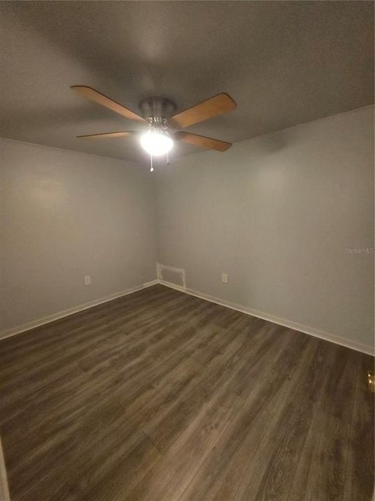 For Sale: $125,000 (2 beds, 2 baths, 1467 Square Feet)