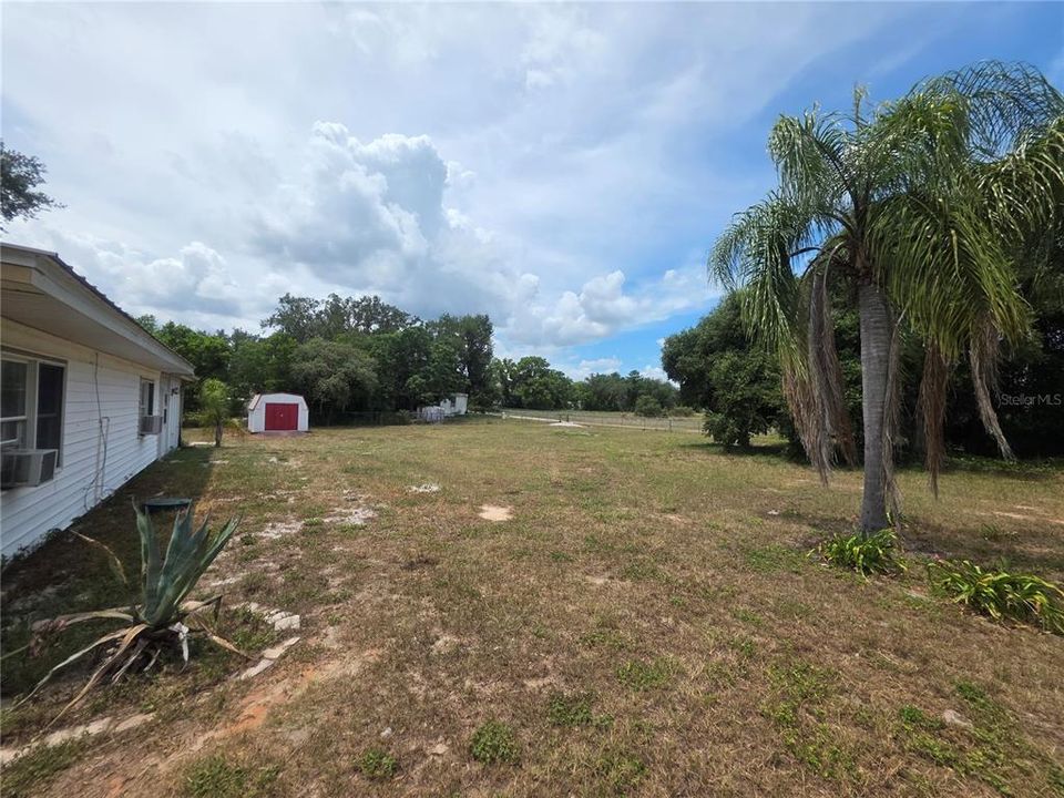 For Sale: $125,000 (2 beds, 2 baths, 1467 Square Feet)