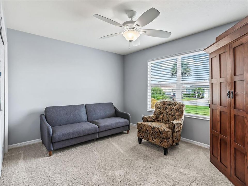For Sale: $345,900 (3 beds, 2 baths, 1366 Square Feet)