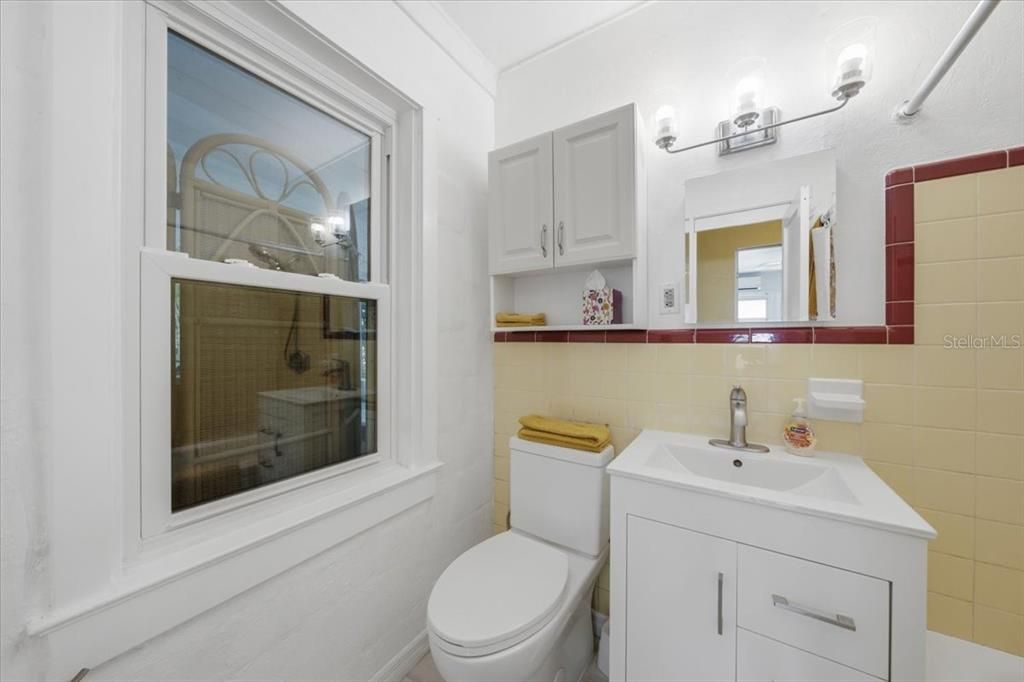 En Venta: $240,000 (2 camas, 1 baños, 916 Pies cuadrados)