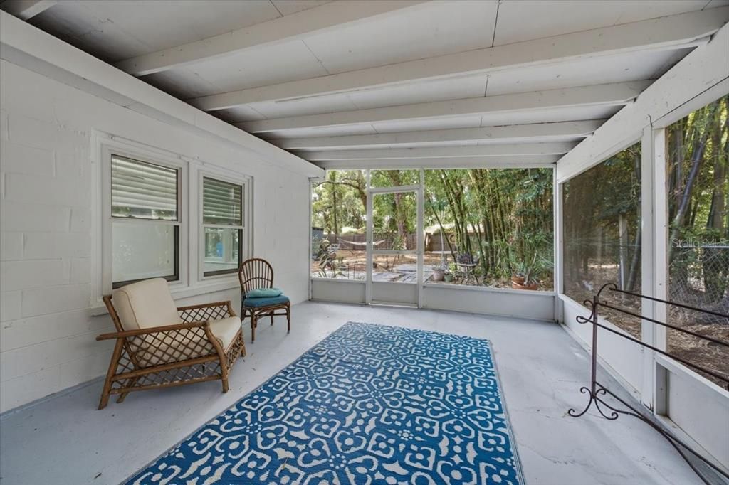En Venta: $240,000 (2 camas, 1 baños, 916 Pies cuadrados)