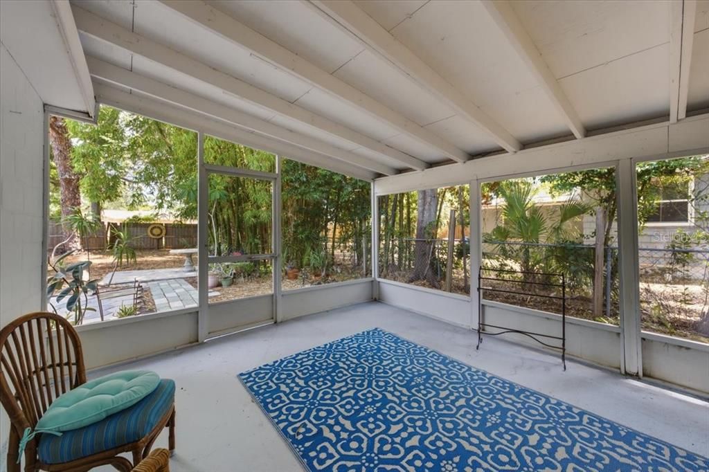 En Venta: $240,000 (2 camas, 1 baños, 916 Pies cuadrados)