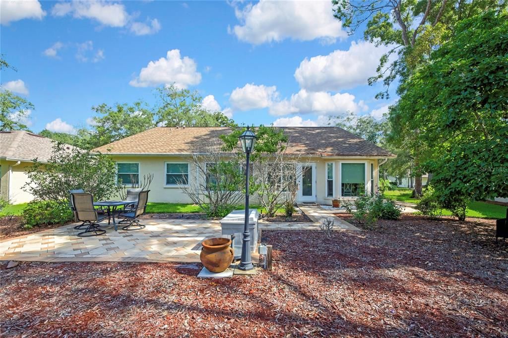 For Sale: $339,900 (2 beds, 2 baths, 1687 Square Feet)