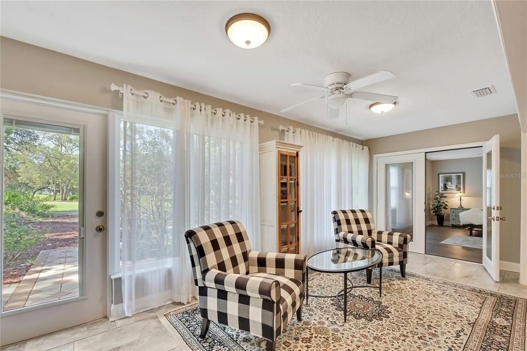 For Sale: $339,900 (2 beds, 2 baths, 1687 Square Feet)