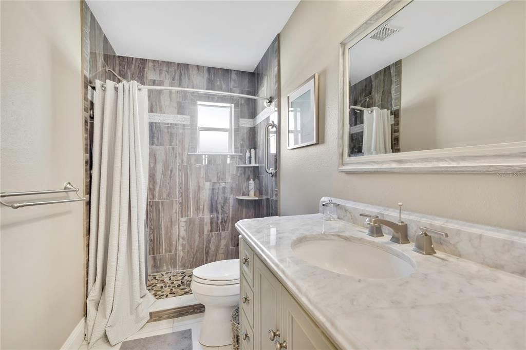 For Sale: $339,900 (2 beds, 2 baths, 1687 Square Feet)
