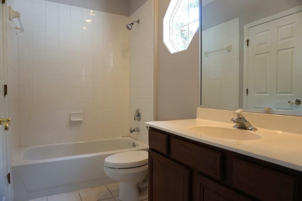 For Sale: $524,900 (3 beds, 2 baths, 1994 Square Feet)