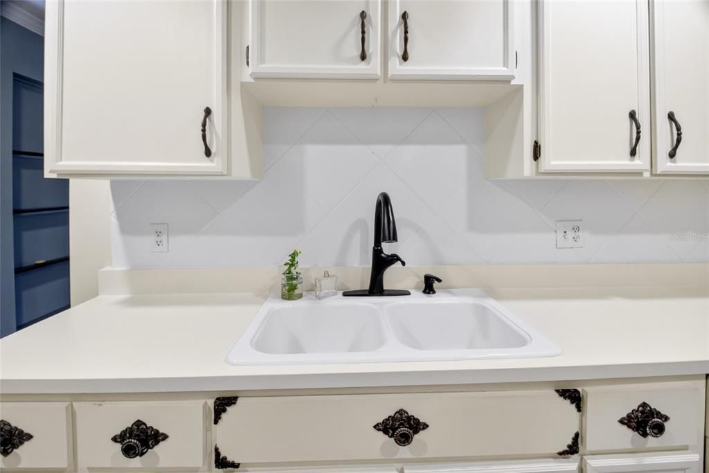 For Sale: $189,500 (3 beds, 2 baths, 1132 Square Feet)