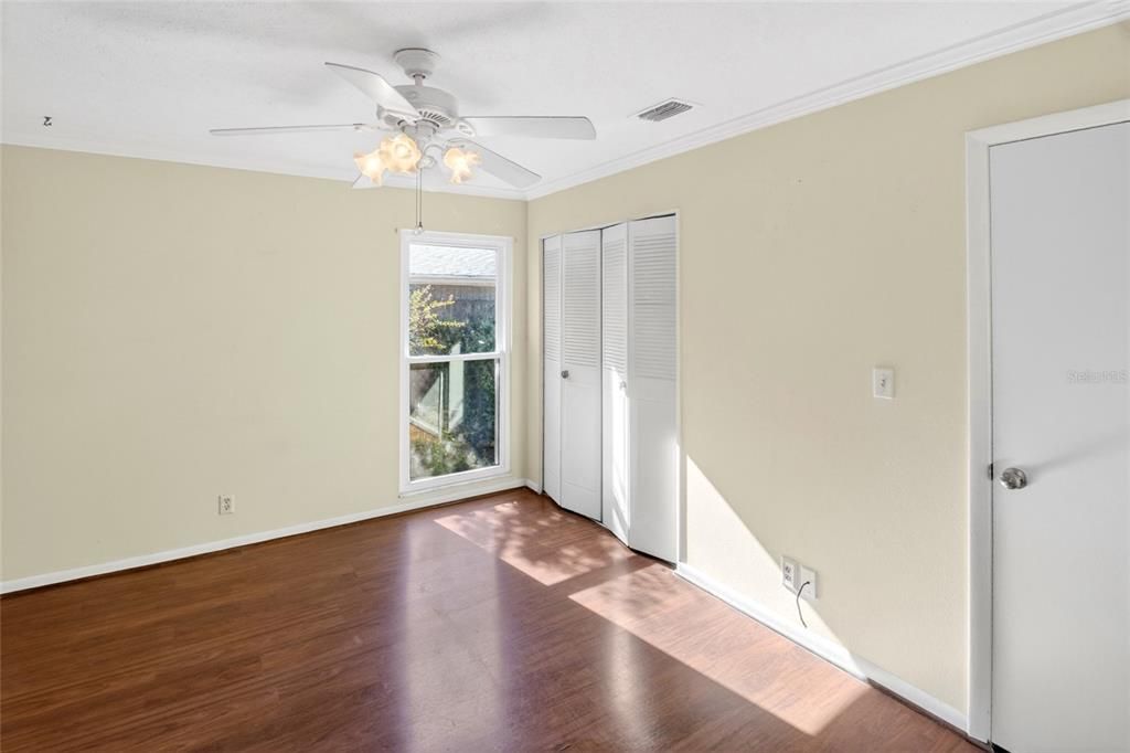 For Sale: $189,500 (3 beds, 2 baths, 1132 Square Feet)