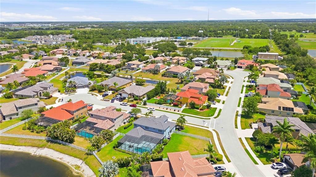 For Sale: $789,900 (4 beds, 3 baths, 3005 Square Feet)