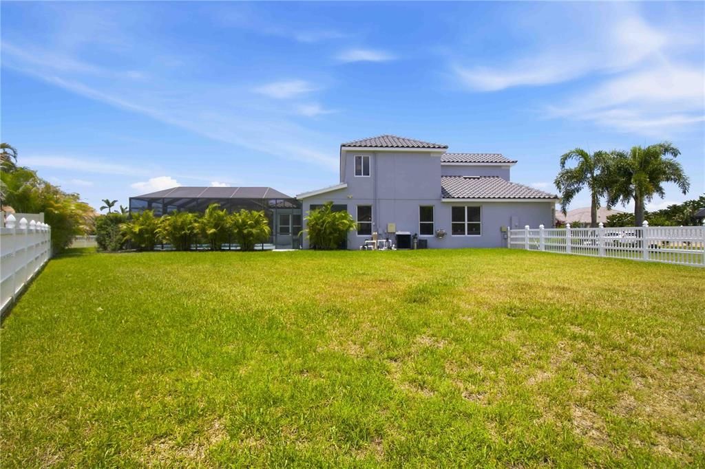 For Sale: $789,900 (4 beds, 3 baths, 3005 Square Feet)