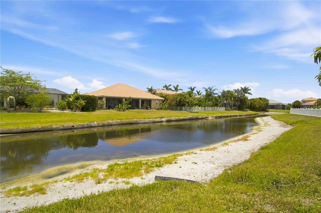 For Sale: $789,900 (4 beds, 3 baths, 3005 Square Feet)