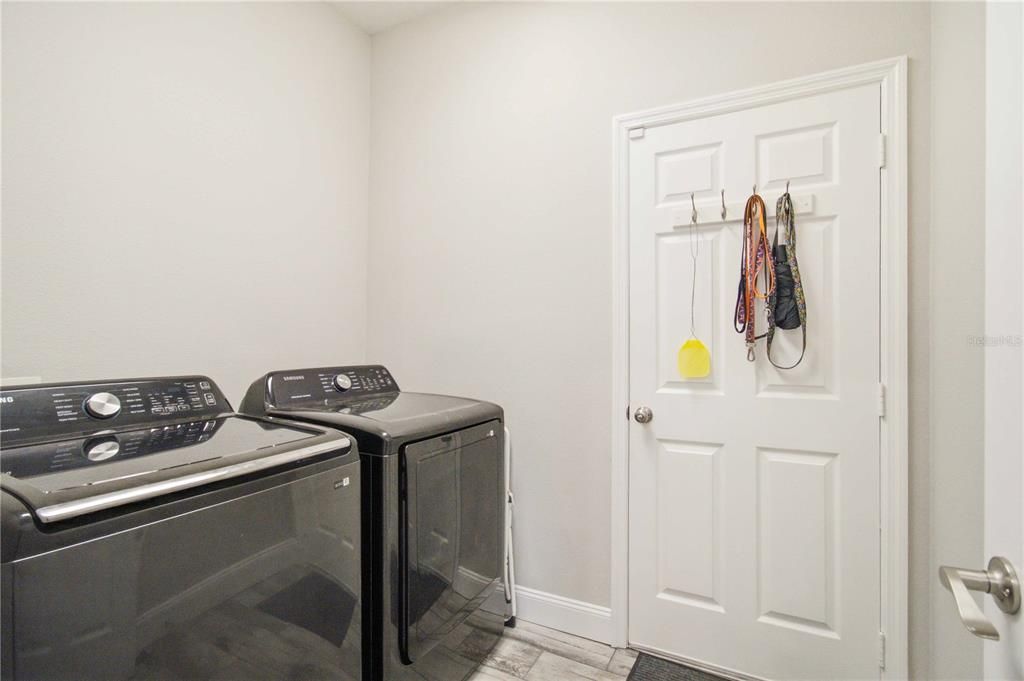 For Sale: $789,900 (4 beds, 3 baths, 3005 Square Feet)