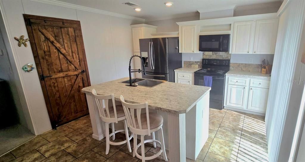For Sale: $314,900 (3 beds, 2 baths, 1512 Square Feet)