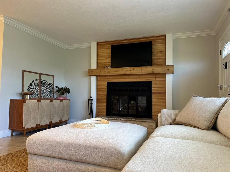 В аренду: $2,900 (2 спален, 1 ванн, 920 Квадратных фут)