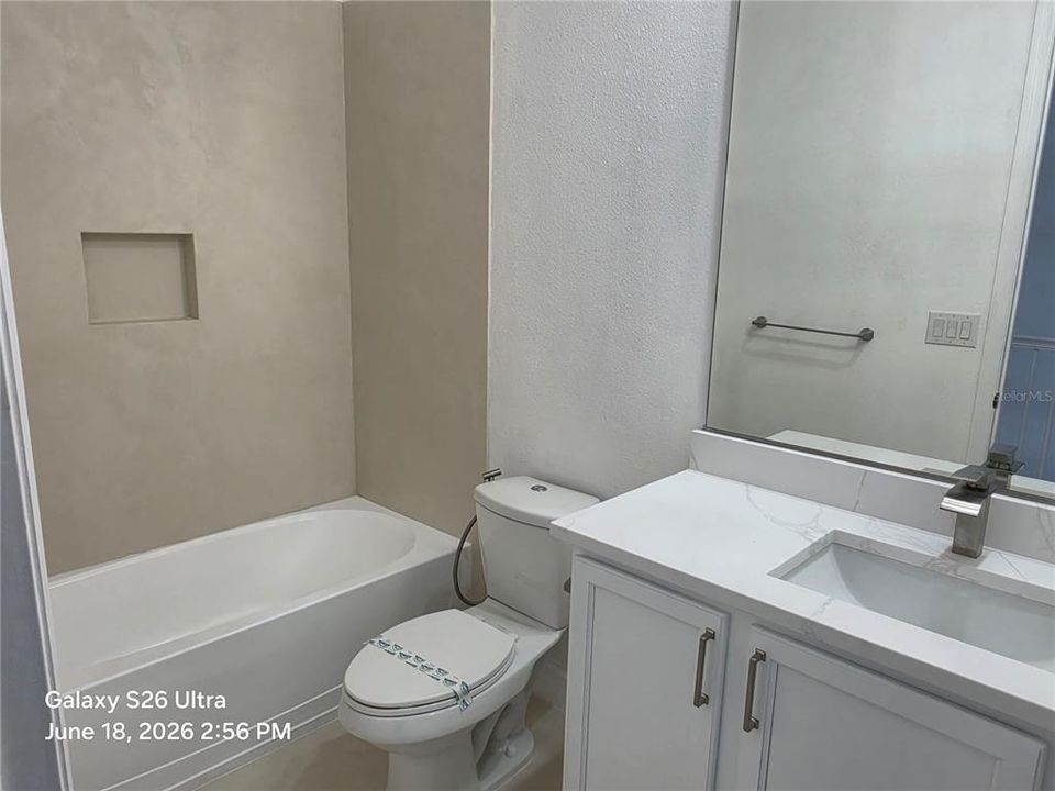 En Venta: $494,500 (3 camas, 2 baños, 1944 Pies cuadrados)