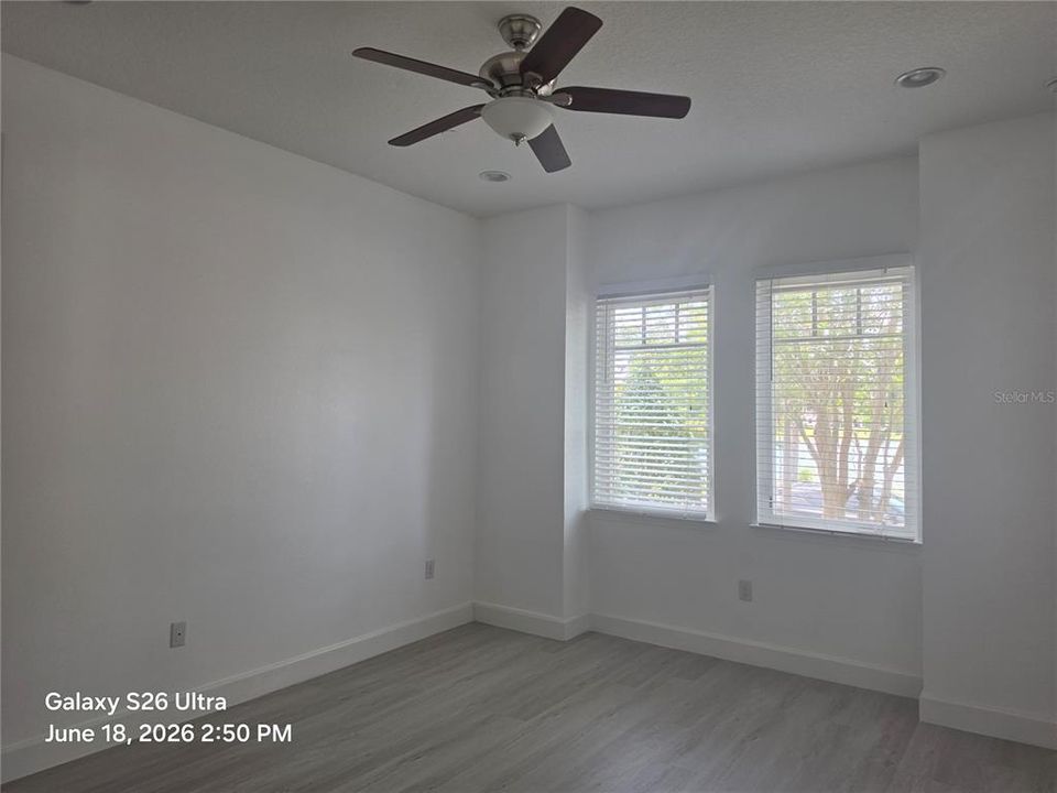 En Venta: $494,500 (3 camas, 2 baños, 1944 Pies cuadrados)