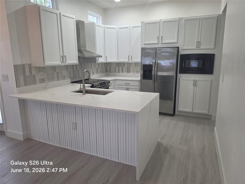 En Venta: $494,500 (3 camas, 2 baños, 1944 Pies cuadrados)