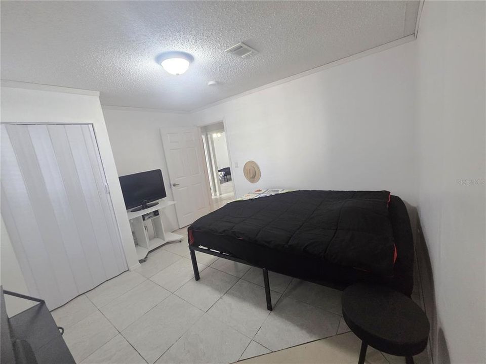 For Sale: $349,900 (4 beds, 2 baths, 1674 Square Feet)