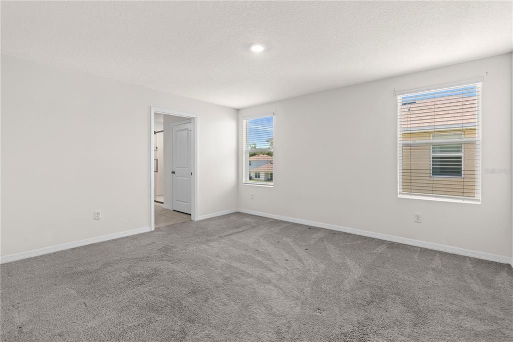 For Rent: $2,500 (4 beds, 2 baths, 2238 Square Feet)