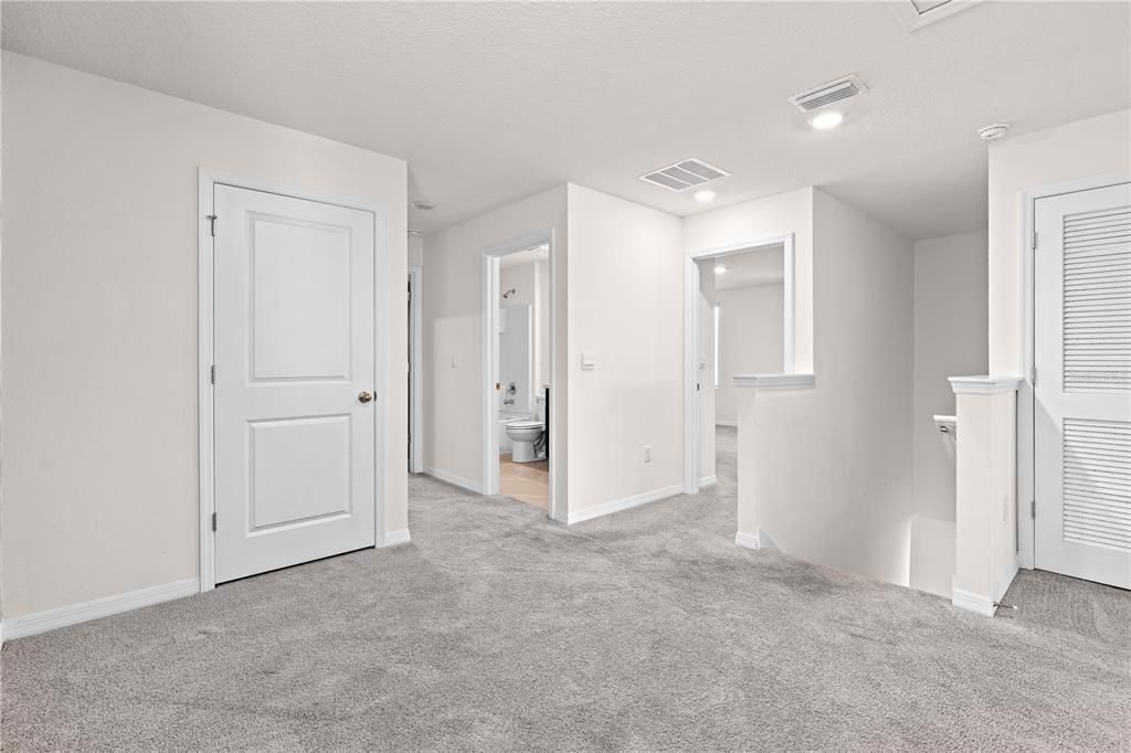 For Rent: $2,500 (4 beds, 2 baths, 2238 Square Feet)