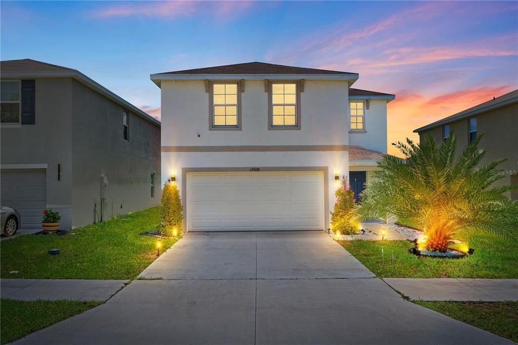 For Rent: $2,500 (4 beds, 2 baths, 2238 Square Feet)