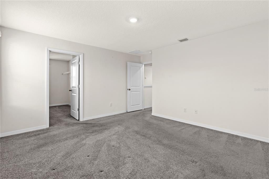 For Rent: $2,500 (4 beds, 2 baths, 2238 Square Feet)