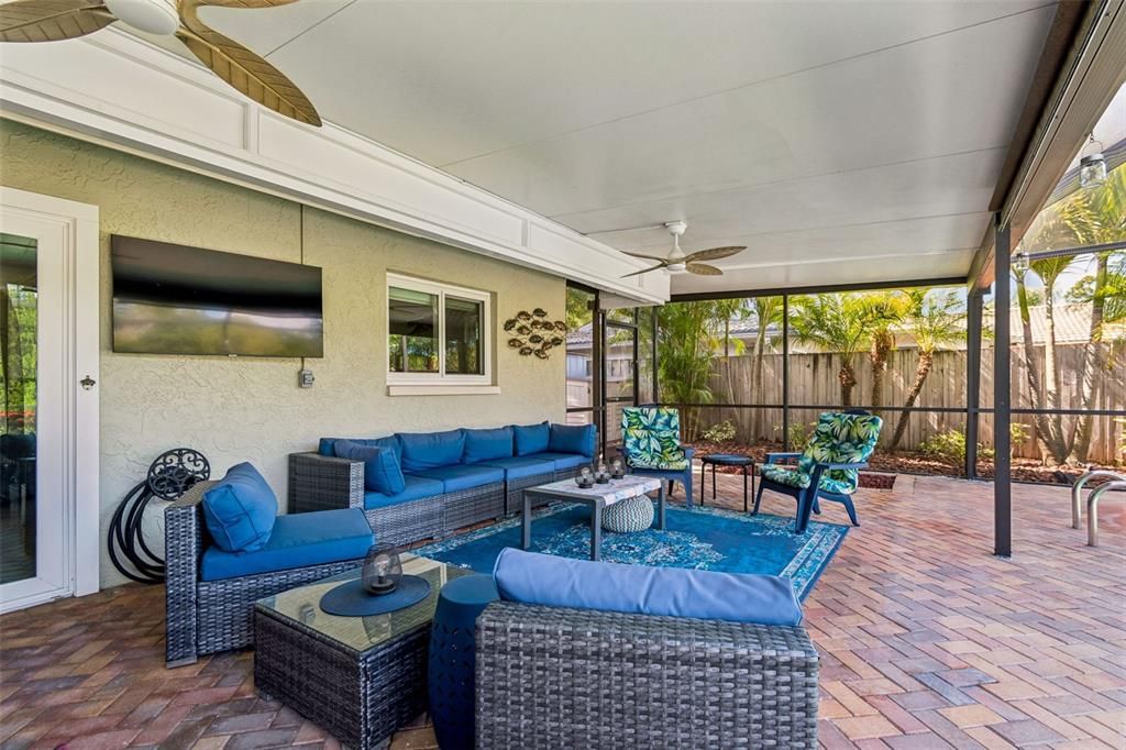 En Venta: $975,000 (2 camas, 2 baños, 1689 Pies cuadrados)